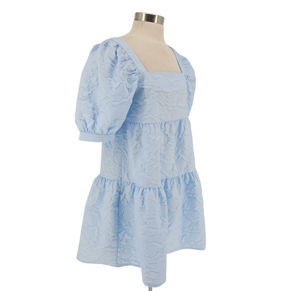 Mud Pie Barbara Tiered Shift Dress Blue Floral Jacquard Puff Short Sleeve Small - Picture 3 of 8